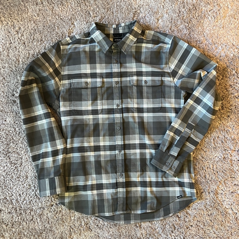 Prana long sleeve button down shirt. Size M.